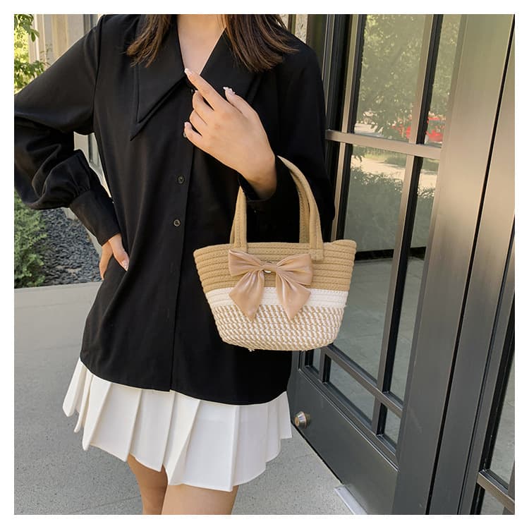 Handwoven Straw Beach Bag - image 12